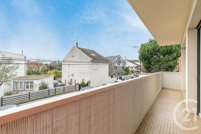 Appartement F3 à vendre ST MAUR DES FOSSES